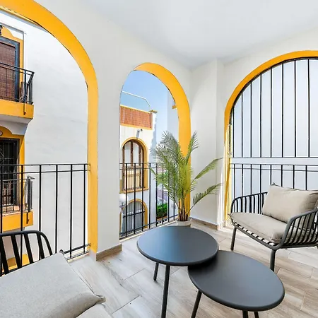 Appartement Sunny Molino Retreat With Pool & Terrace *